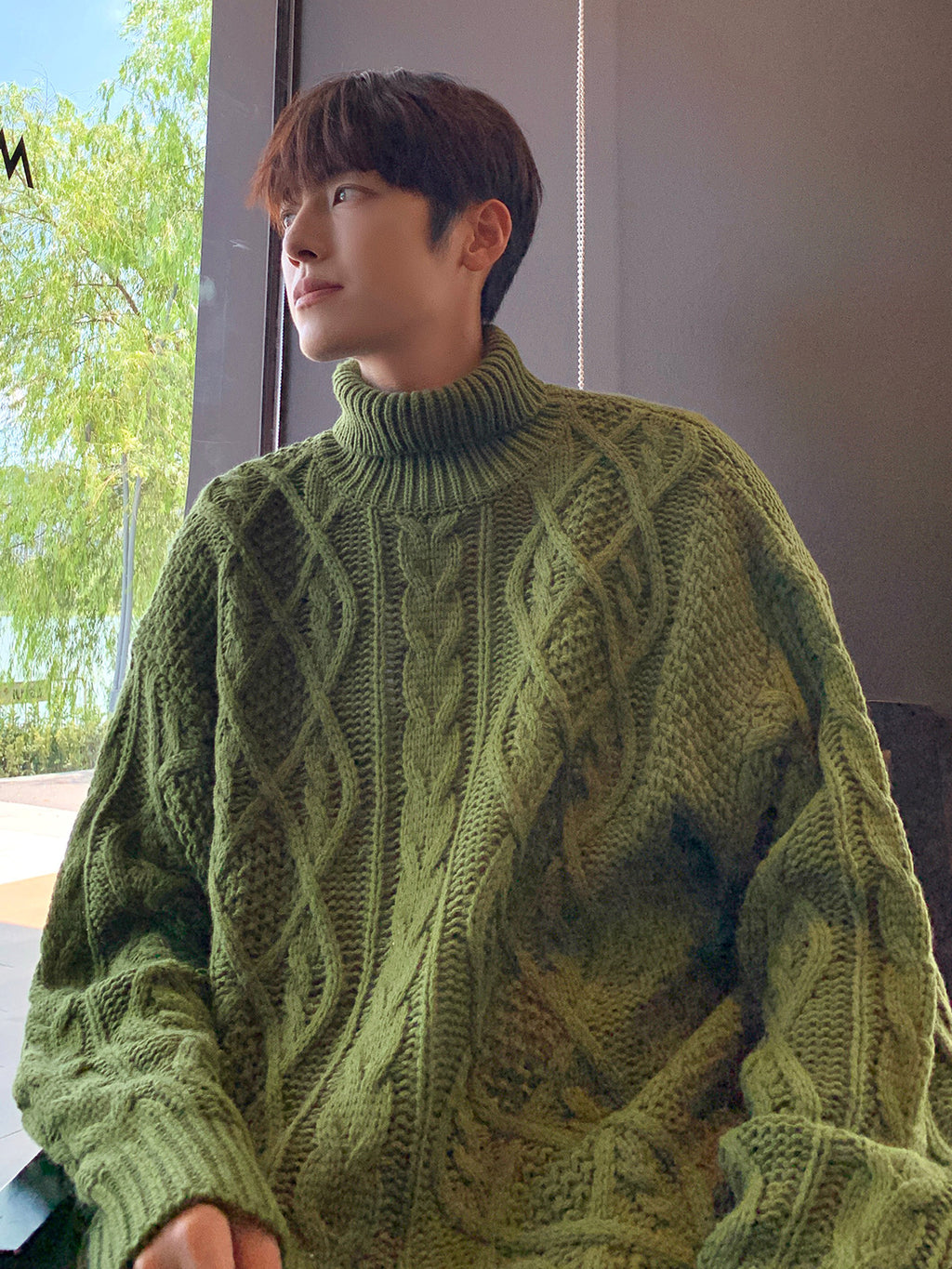 Japanese-style Retro Green Jacquard Turtleneck Men Sweater