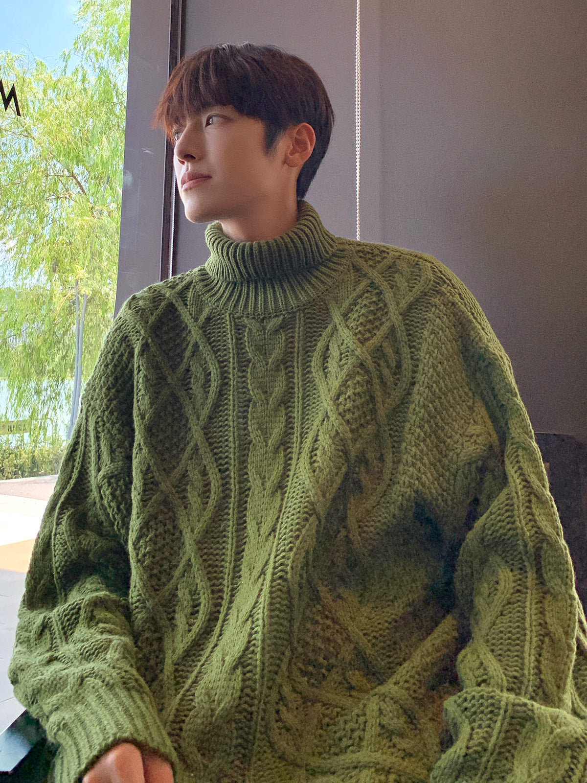 Japanese-style Retro Green Jacquard Turtleneck Men Sweater