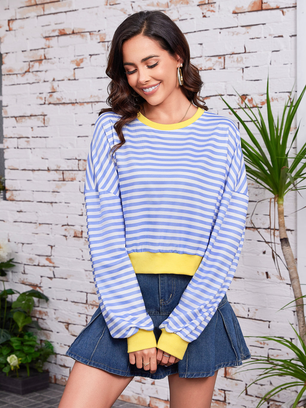 Women's Long Sleeved Striped Round Neck Sweater Top Blue