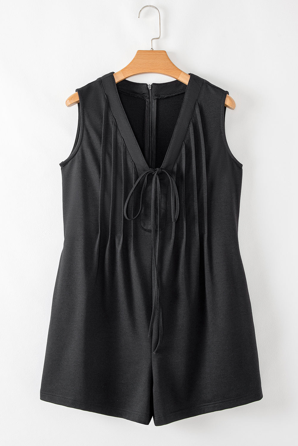 Black white Tie V Neck Pintuck Sleeveless Loose Romper- Women