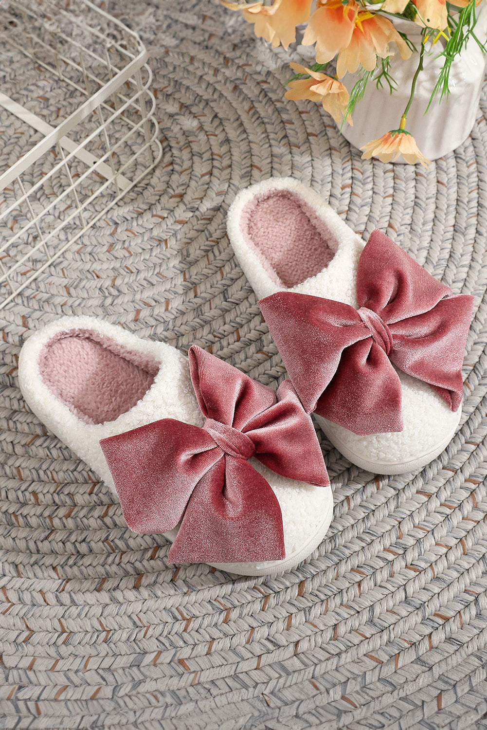 White Glister Ribbon Bow Decor Contrast Liner Plush Slippers- Women